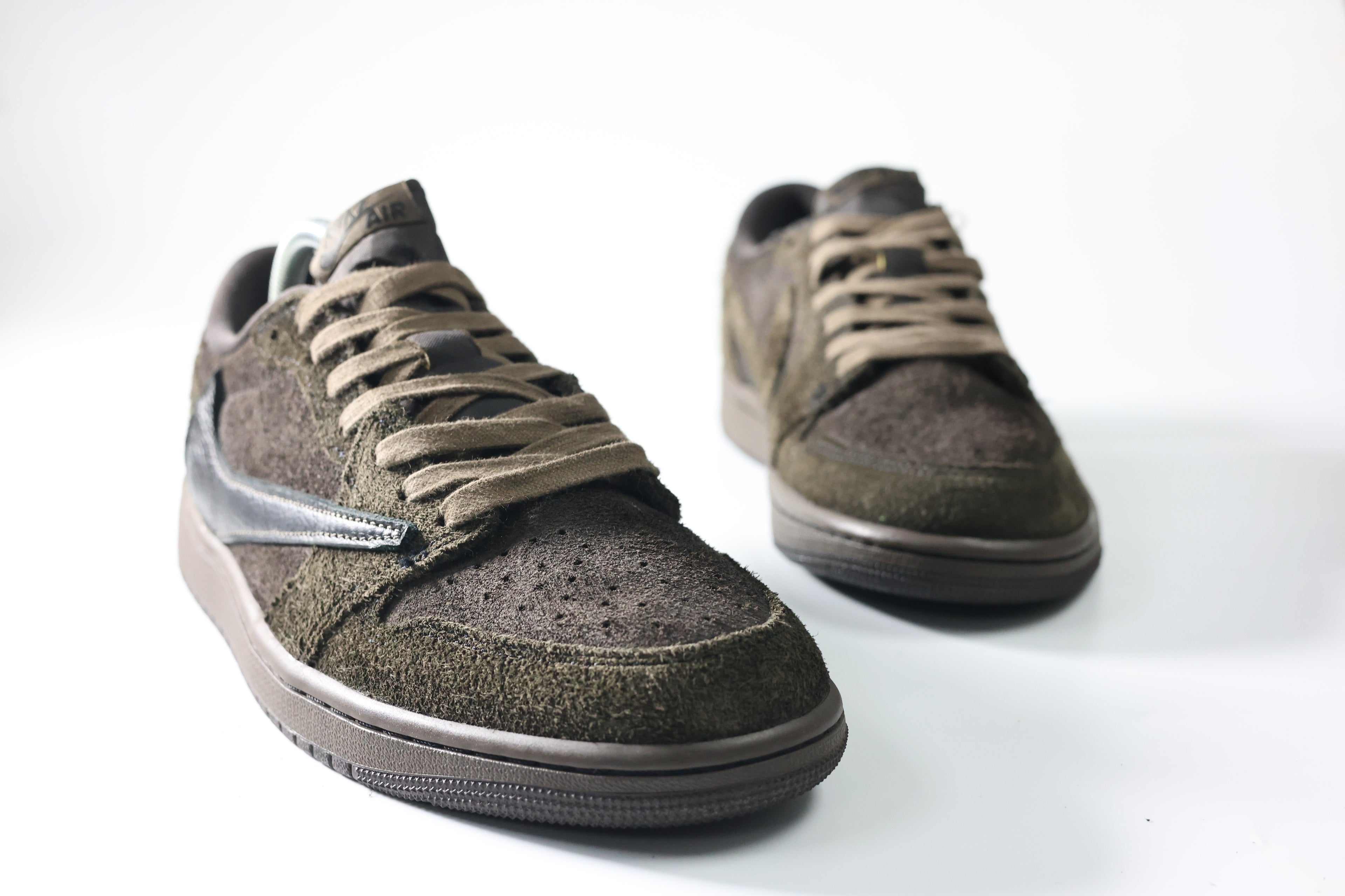 Essential  Cleaning Service | Shoes | Heels | Hats & Handbags